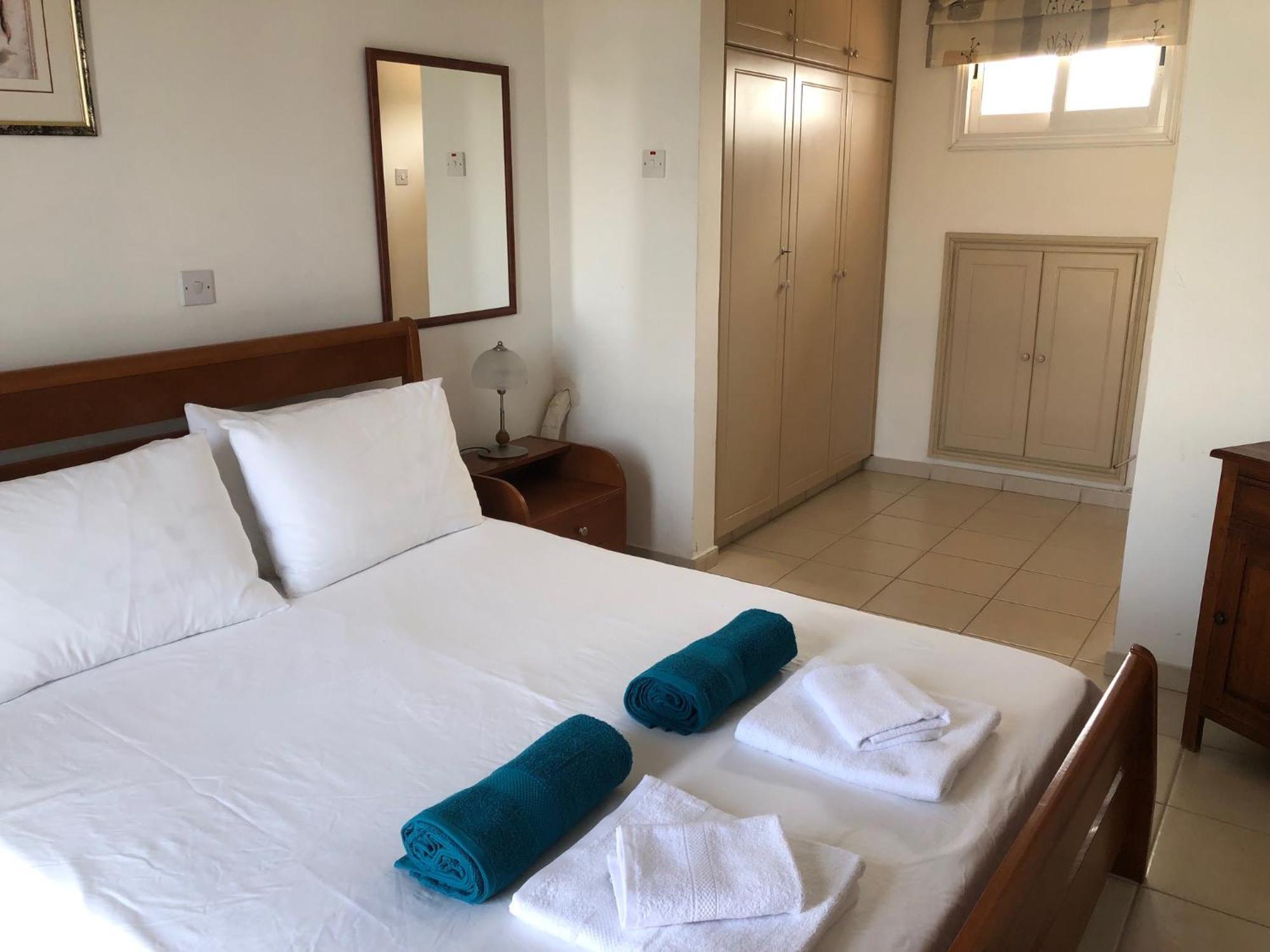 Regina Gardens - Spacious 3 Bed, 2 Bath Maisonette Πάφος Εξωτερικό φωτογραφία
