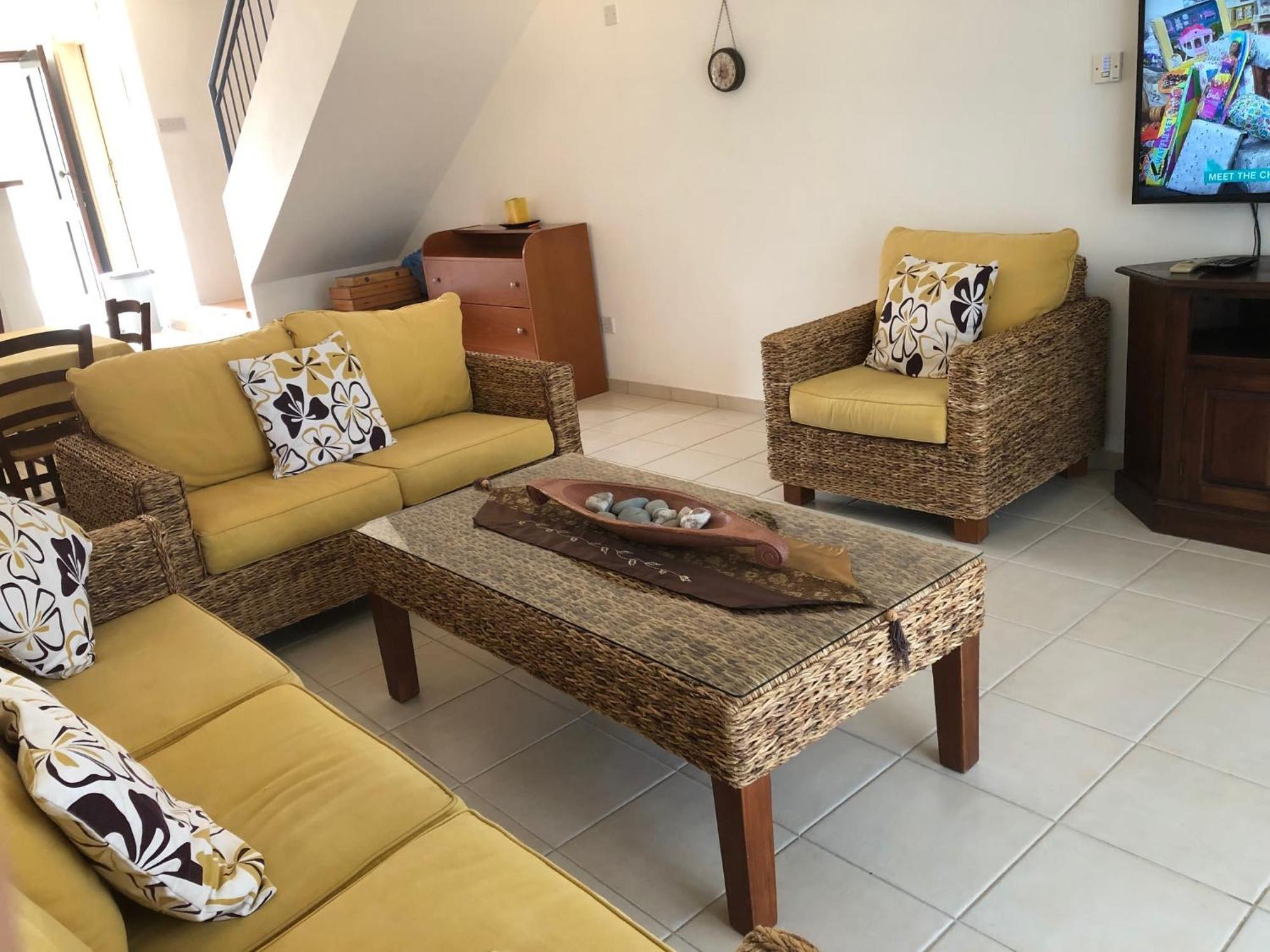 Regina Gardens - Spacious 3 Bed, 2 Bath Maisonette Πάφος Εξωτερικό φωτογραφία